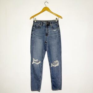 American Eagle Mom Jean High Rise Taper Straight Size 0